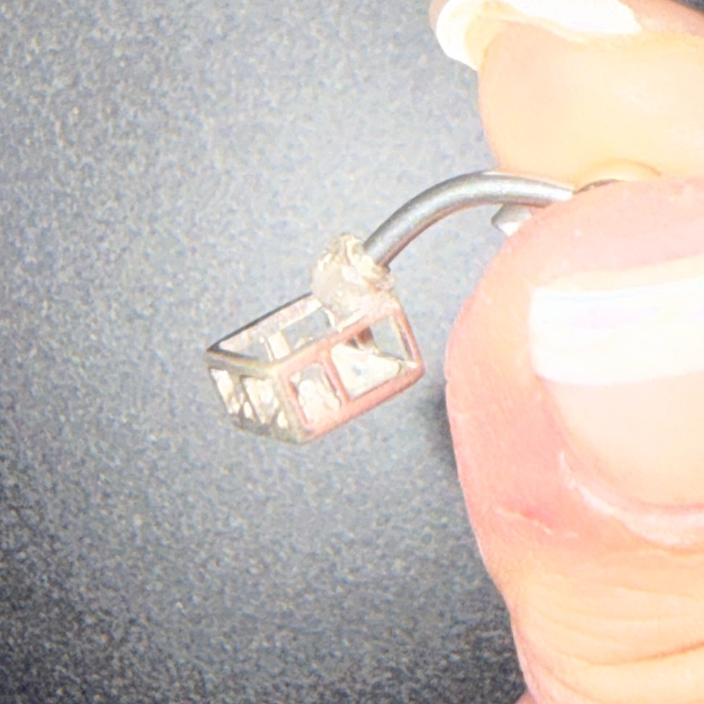 Silver Belly Button Ring With Clear Gem - image 4